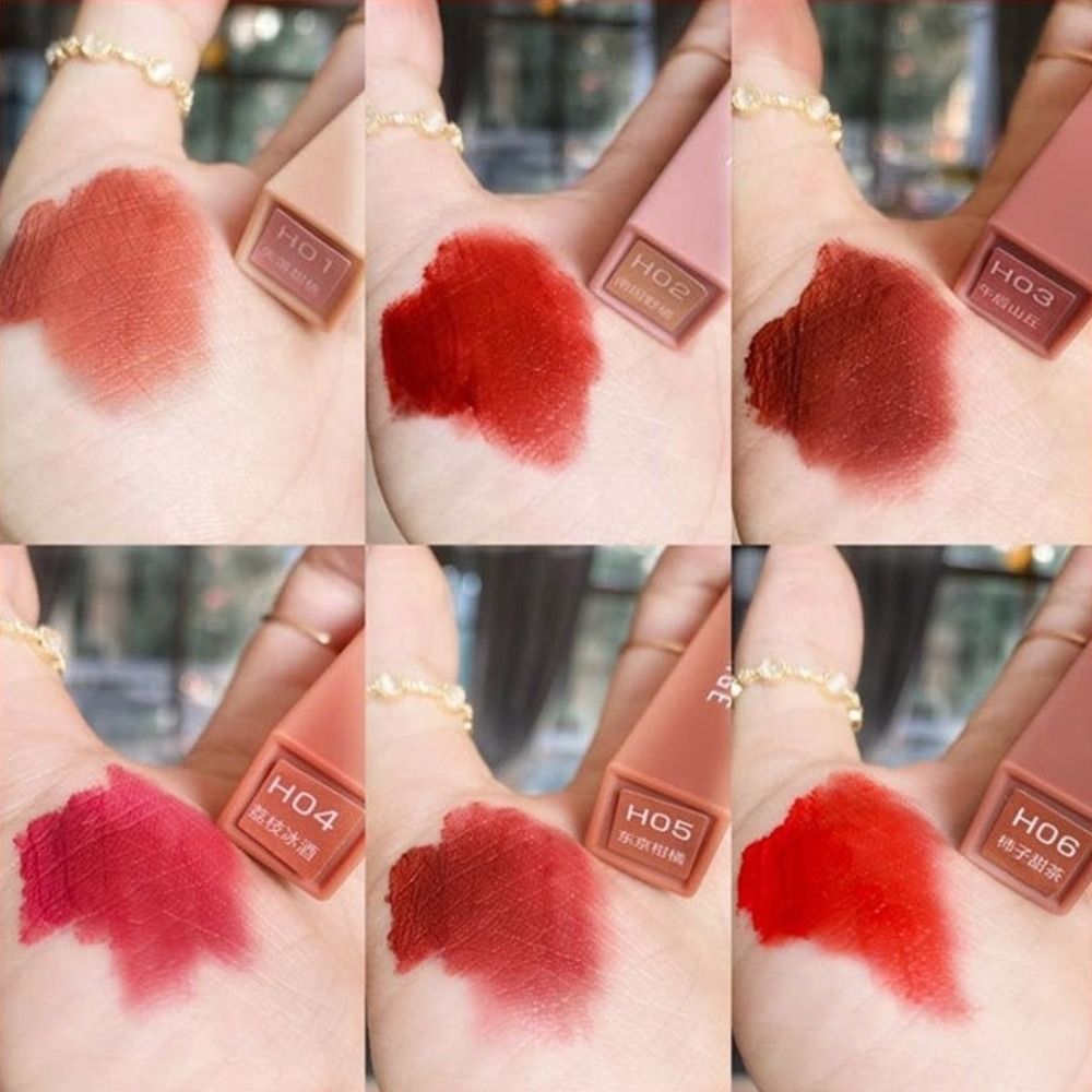 新しいマット仕上げのベルベットリップグロス、ミストテクスチャ - Matte Velvet Lip Tint Long Lasting のレビューと価格