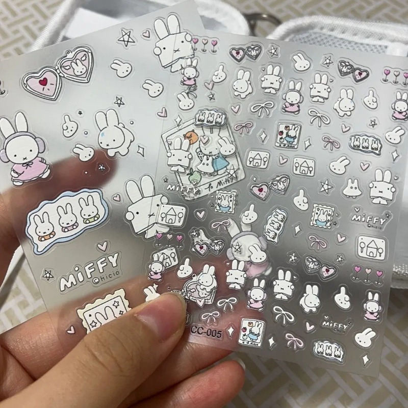 ミッフィー漫画ネイルステッカーアニメウサギ防水三次元エンボス - Nail Art のレビューと価格