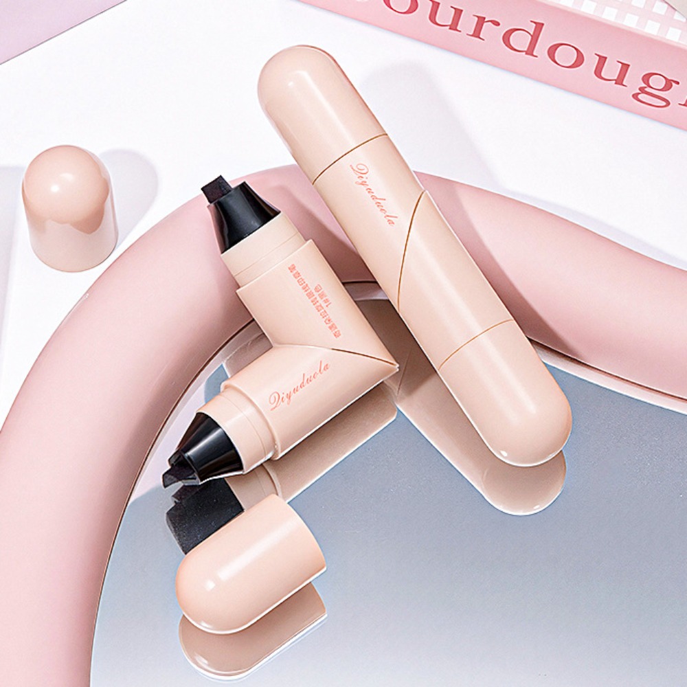 2本セット マット仕上げ 回転式アイライナースタンプ 長持ち - Waterproof Liquid Eyeliner Pen のレビューと価格