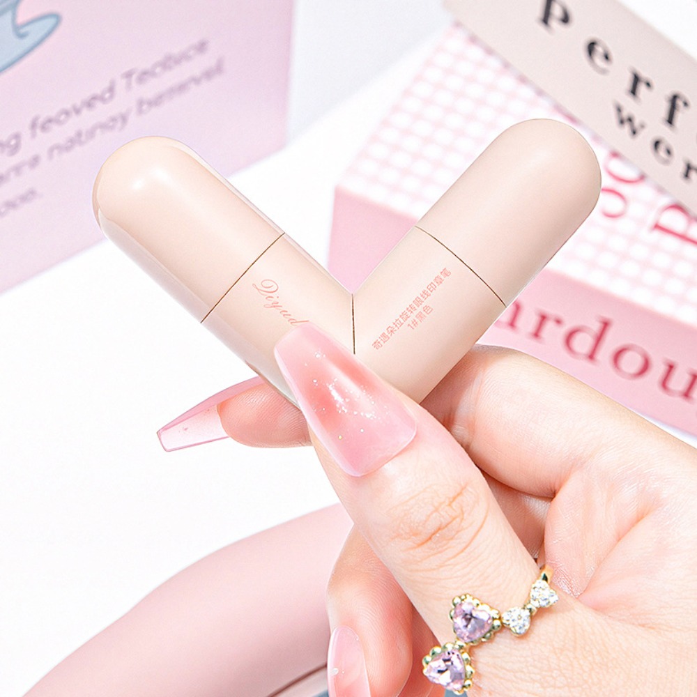 2本セット マット仕上げ 回転式アイライナースタンプ 長持ち - Waterproof Liquid Eyeliner Pen のレビューと価格